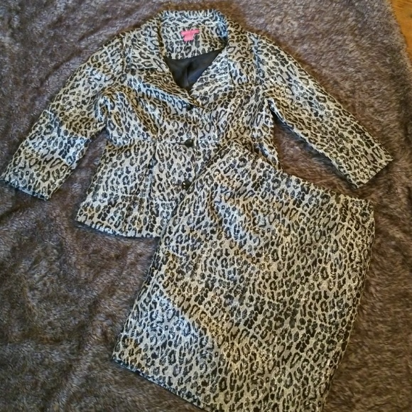 NWOT leopard suit - Picture 1 of 8